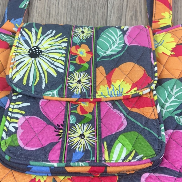 Like new Vera Bradley floral grey double strap shoulder bag - Picture 2 of 14